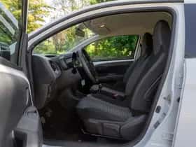 Peugeot 108 (2021) thumbnail 12