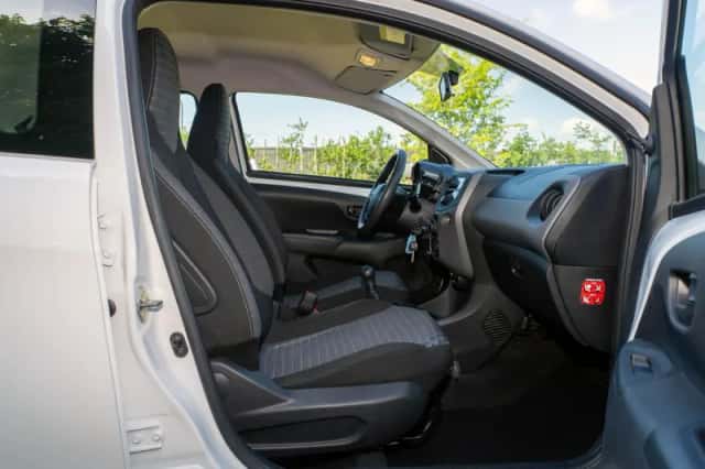 Peugeot 108 (2021) thumbnail 13