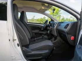 Peugeot 108 (2021) thumbnail 13