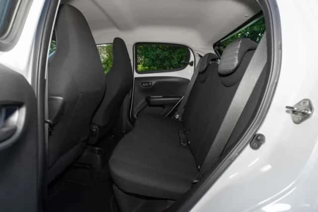 Peugeot 108 (2021) thumbnail 14