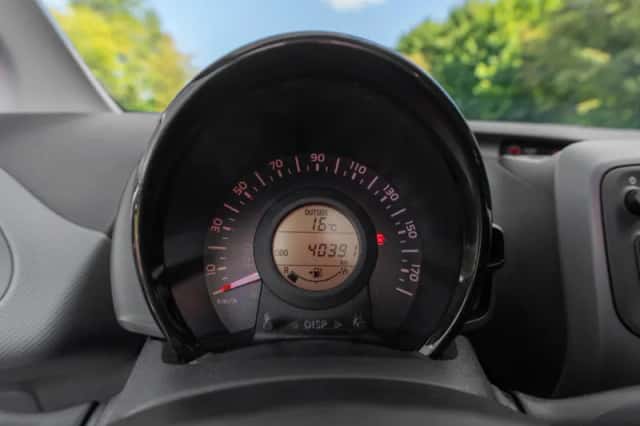 Peugeot 108 (2021) thumbnail 17