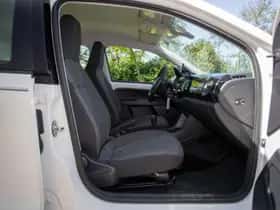 Volkswagen Up! (2014) thumbnail 12