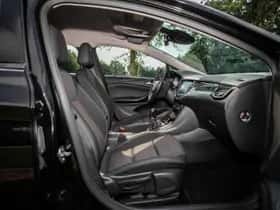 Opel Astra (2018) thumbnail 14