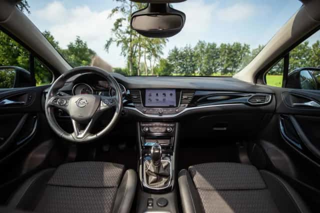 Opel Astra (2018) thumbnail 16