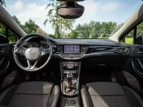 Opel Astra (2018) thumbnail 16