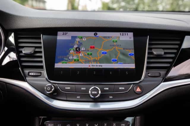 Opel Astra (2018) thumbnail 18
