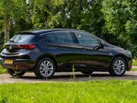 Opel Astra (2018) thumbnail 4