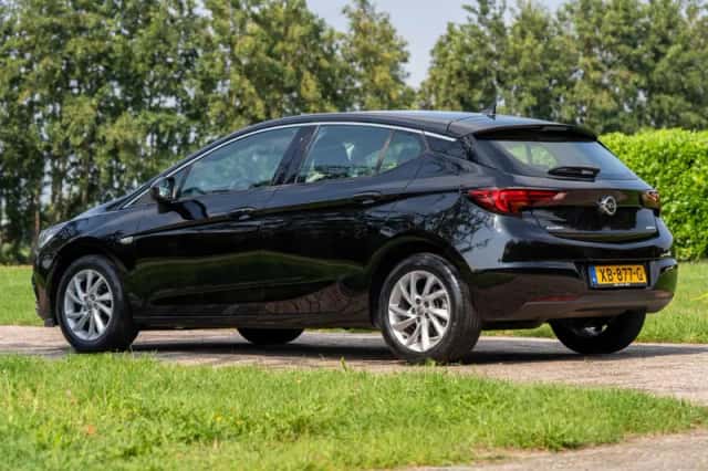Opel Astra (2018) thumbnail 5