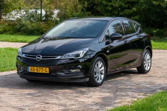 Opel Astra (2018) thumbnail 10