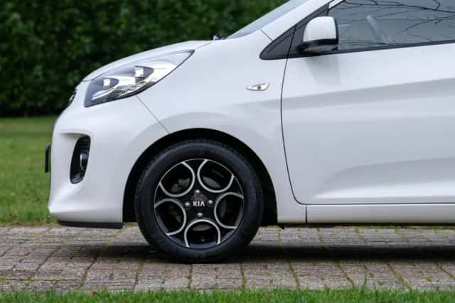Kia Picanto (2016) thumbnail 10