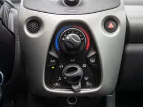 Peugeot 108 (2014) thumbnail 20
