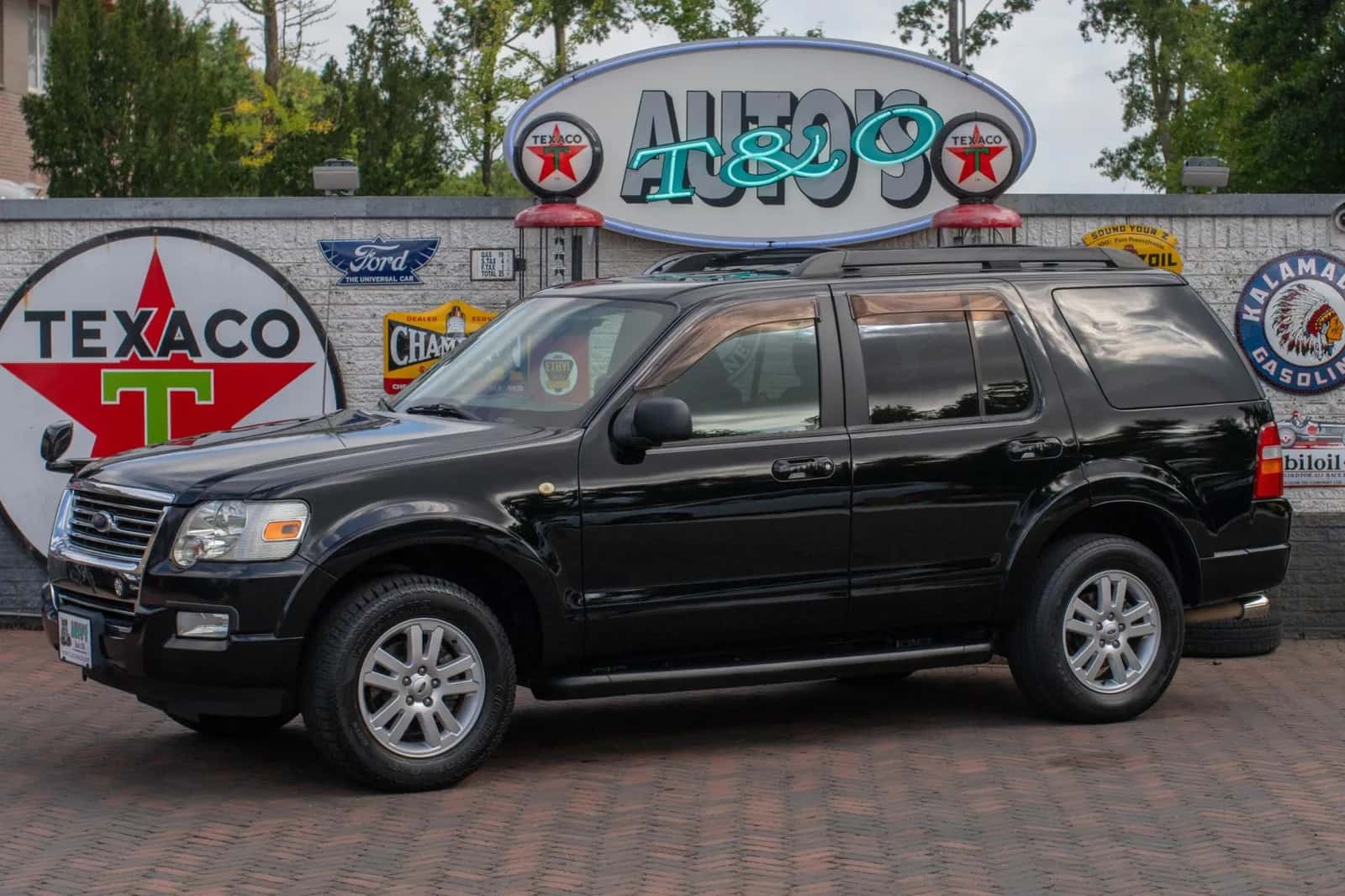 Ford Explorer (2010) — foto 1