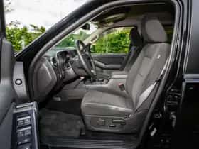 Ford Explorer (2010) thumbnail 16