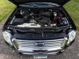Ford Explorer (2010) thumbnail 31