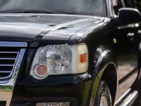 Ford Explorer (2010) thumbnail 10
