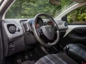Peugeot 108 (2020) thumbnail 11