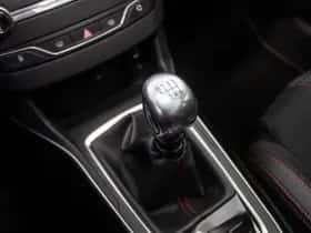 Peugeot 308 (2016) thumbnail 17