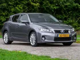 Lexus CT (2012) thumbnail 2