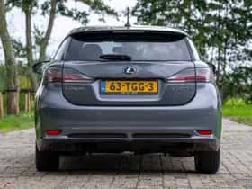 Lexus CT (2012) thumbnail 11