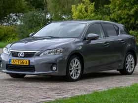Lexus CT (2012) thumbnail 3
