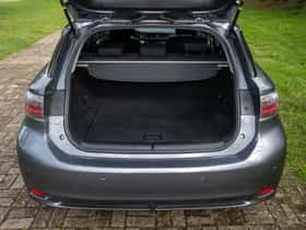 Lexus CT (2012) thumbnail 22