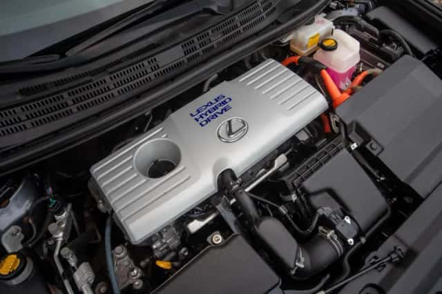 Lexus CT (2012) thumbnail 24