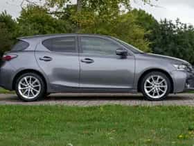 Lexus CT (2012) thumbnail 6