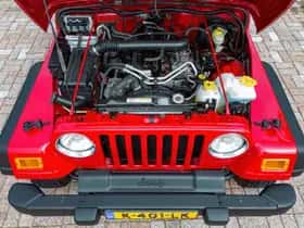 Jeep Wrangler thumbnail 33