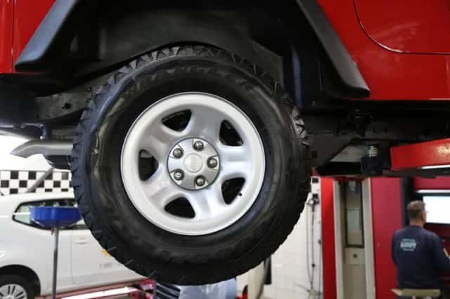 Jeep Wrangler (2004) thumbnail 60