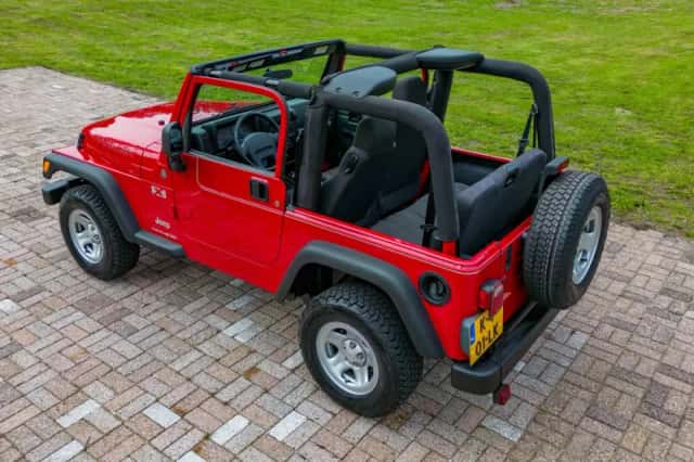 Jeep Wrangler (2004) thumbnail 8