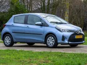 Toyota Yaris (2015) thumbnail 8