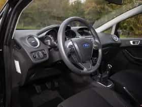 Ford Fiesta (2015) thumbnail 11