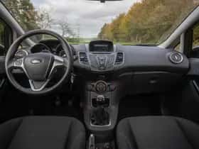 Ford Fiesta (2015) thumbnail 15