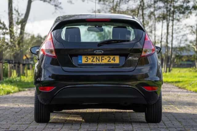Ford Fiesta (2015) thumbnail 9