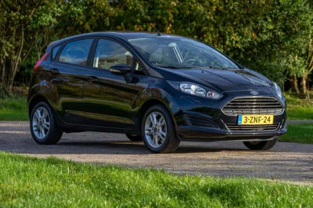 Ford Fiesta (2015) thumbnail 10