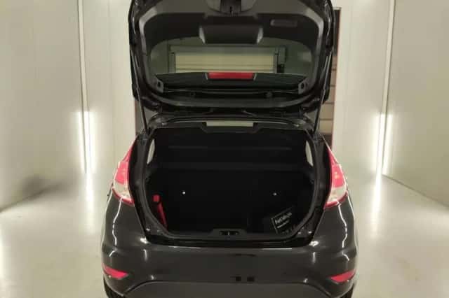 Ford Fiesta (2015) thumbnail 17