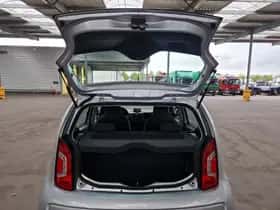 Volkswagen Up! (2012) thumbnail 15