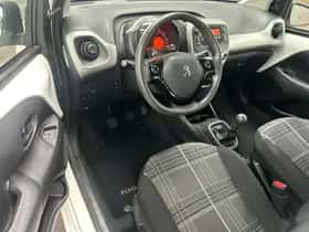 Peugeot 108 (2018) thumbnail 5