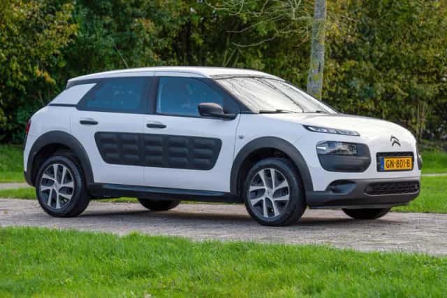 Citroën C4 Cactus (2015) thumbnail 2