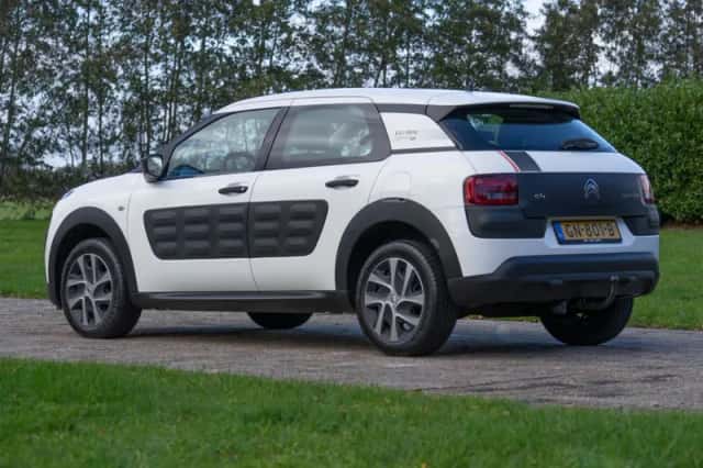 Citroën C4 Cactus (2015) thumbnail 5
