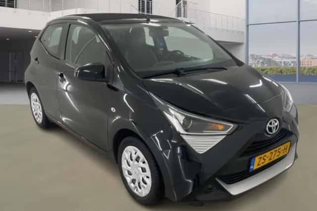 Toyota Aygo (2019) thumbnail 2