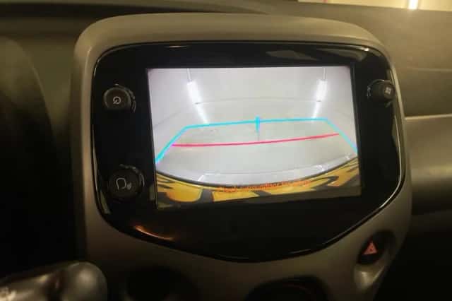 Toyota Aygo (2019) thumbnail 11