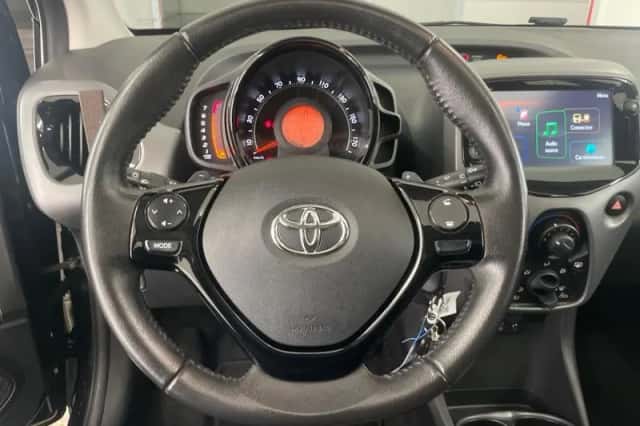 Toyota Aygo (2019) thumbnail 12