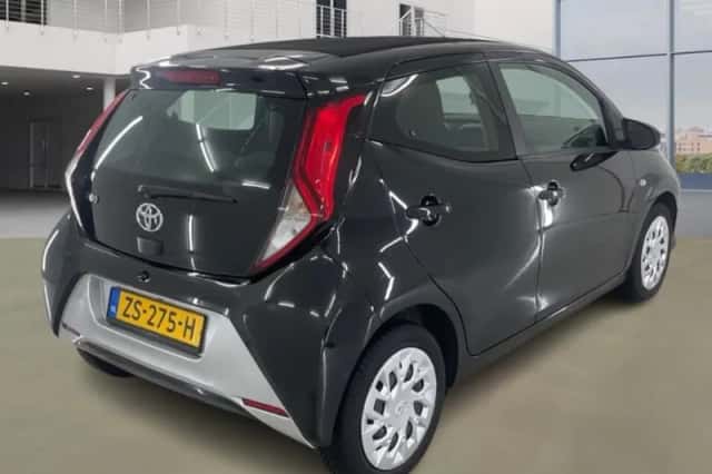 Toyota Aygo (2019) thumbnail 3
