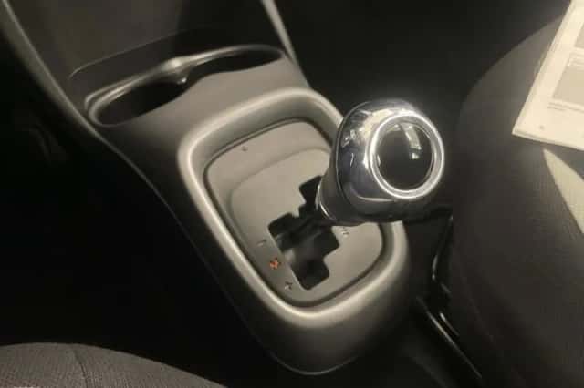 Toyota Aygo (2019) thumbnail 9