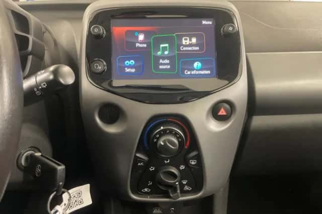 Toyota Aygo (2019) thumbnail 10