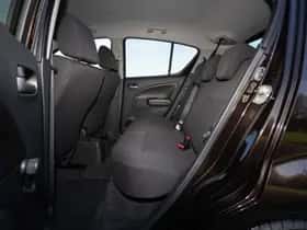 Suzuki Splash (2013) thumbnail 13