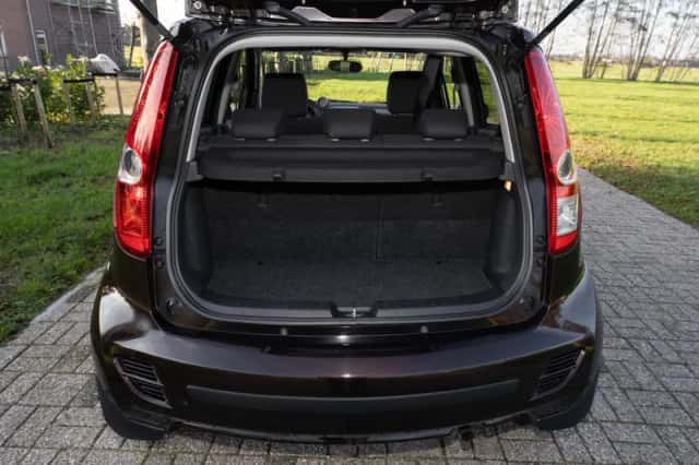 Suzuki Splash (2013) thumbnail 19