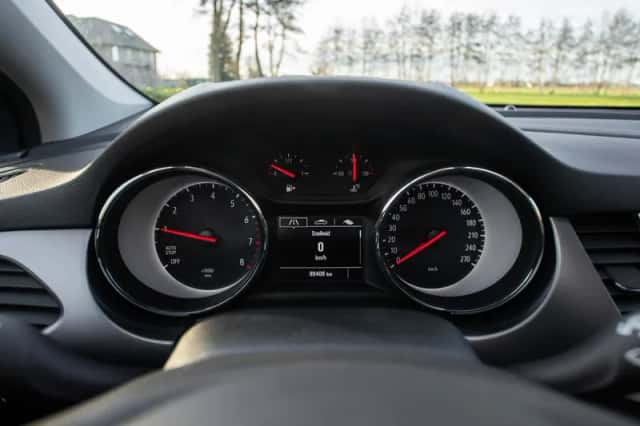 Opel Astra Sports Tourer (2018) thumbnail 19