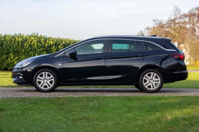 Opel Astra Sports Tourer (2018) thumbnail 6